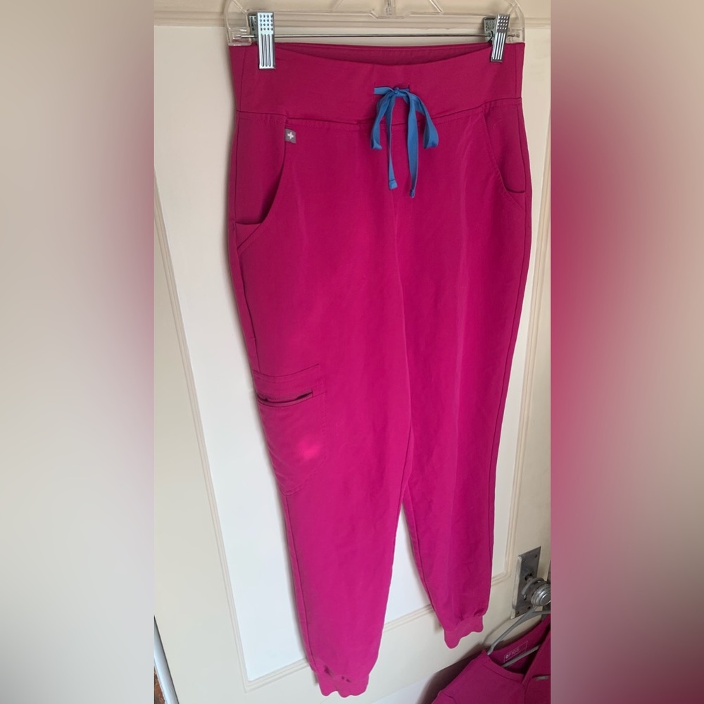 FIGS Zamora Jogger scrub pants LIMITED EDITION COLOR